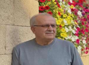 شعرهایی از کریم دشتی 
ترجمه آمنه ابراهیم زاده