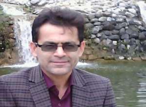 خوانش و تحلیل اشعار گراناز موسوی
نادر ابراهیمیان خوانش و تحلیل اشعار گراناز موسوی
نادر ابراهیمیان